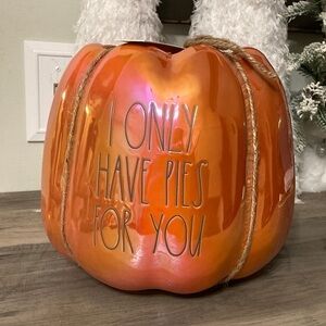 Rae Dunn I ONLY HAVE PIES FOR YOU ORANGE LUSTRE CERAMIC PUMPKIN PLANTER